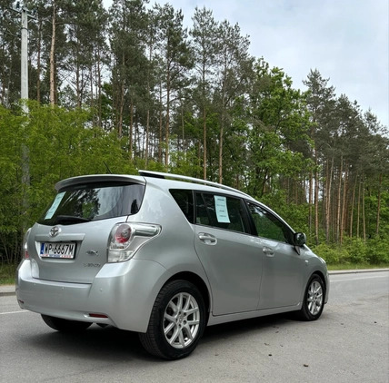 Toyota Verso cena 24900 przebieg: 267000, rok produkcji 2011 z Płock małe 232